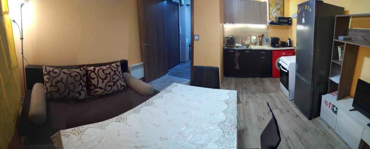Apartament Edelvais Varna Esterno foto